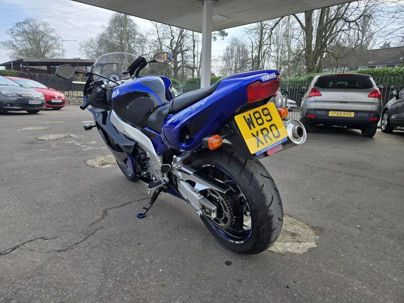 YAMAHA YZF1000R Thunderace