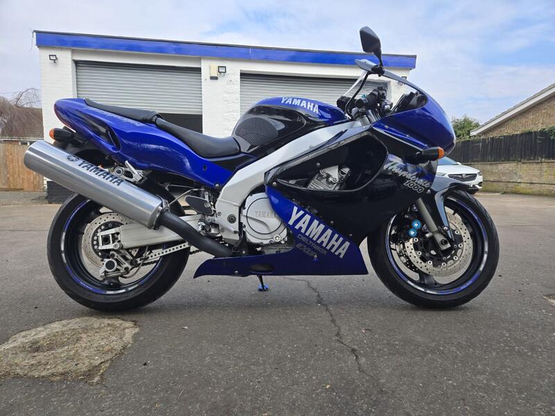 YAMAHA YZF1000R Thunderace
